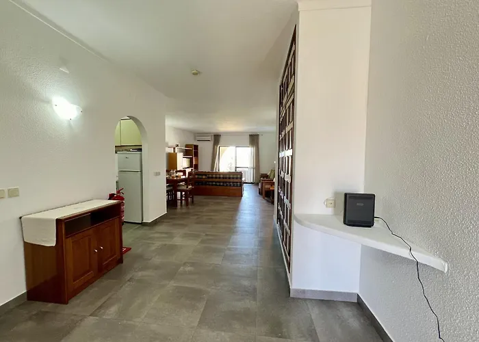 아파트 Tropical View 1 With Pool By Homing