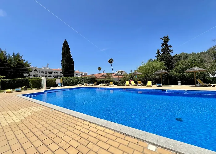 Tropical View 1 With Pool By Homing *