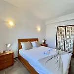 Tropical View 1 With Pool By Homing Apartman *