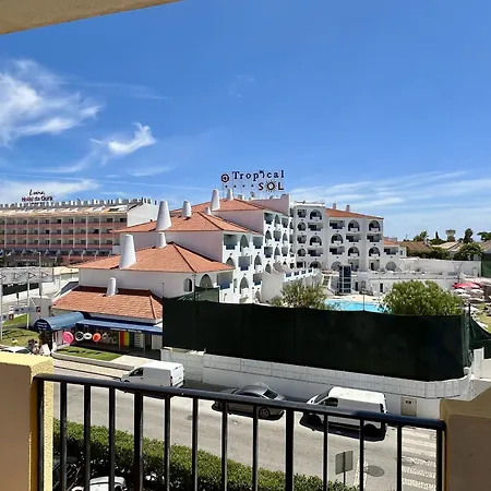 Tropical View 1 With Pool By Homing Apartamento